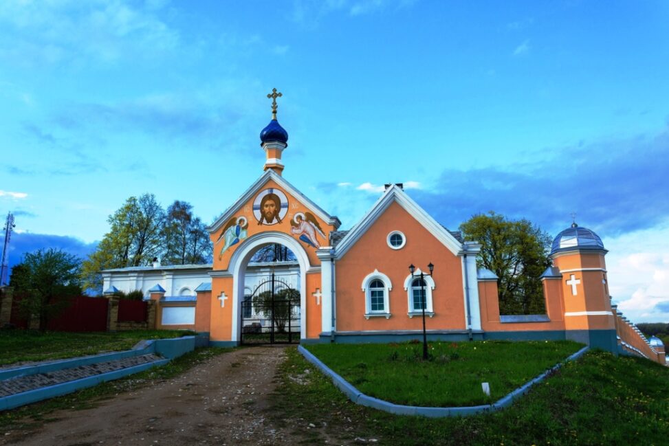Приход храма Рождества Пресвятой Богородицы д. Прилуки