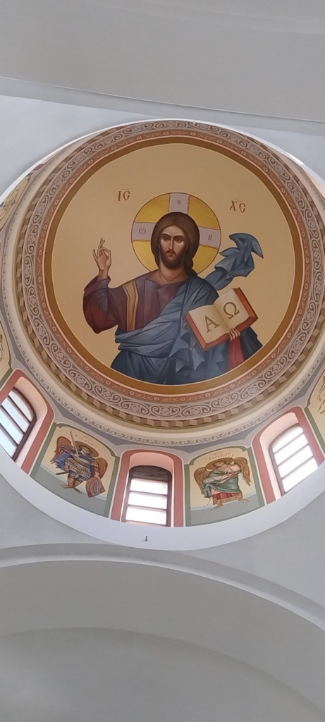 В Мачулищах расписали купол храма