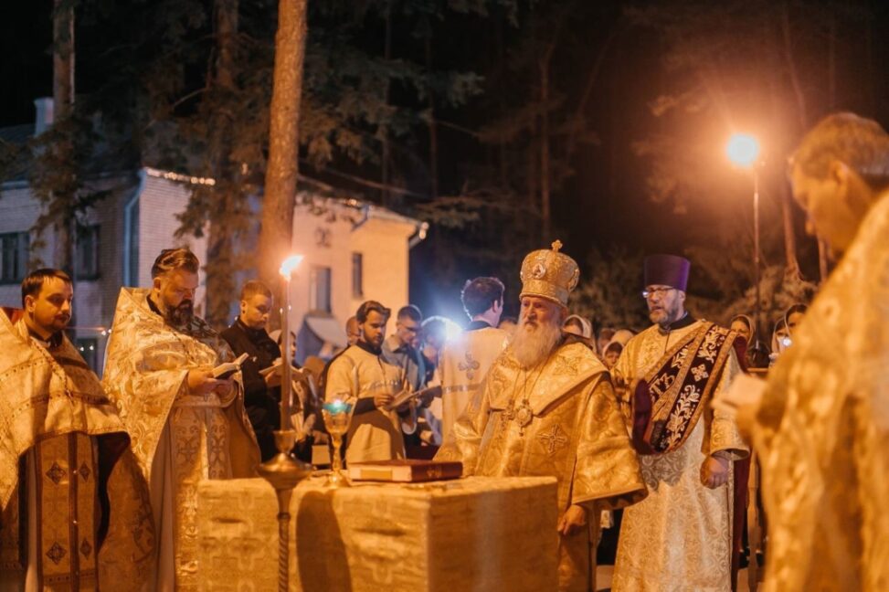 Прихожане храма в Сенице приняли участие в слёте православной молодёжи «Фавор»
