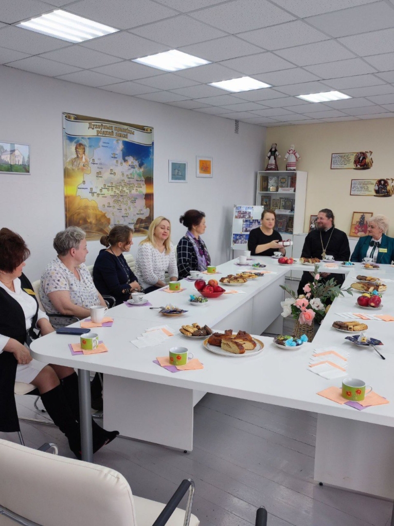 Настоятель храма в Самохваловичах принял участие в «Покровских встречах»