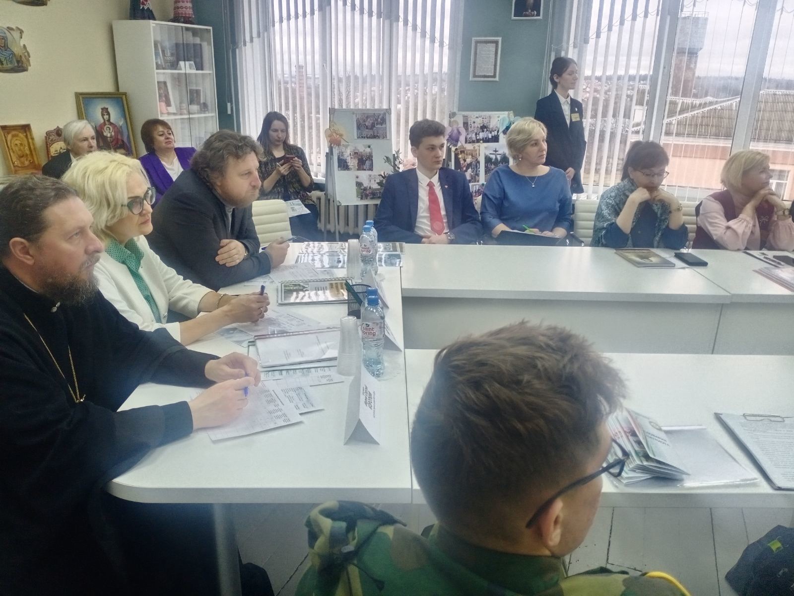 В Самохваловичах прошёл первый конкурс исследовательских работ «На пути к истокам»