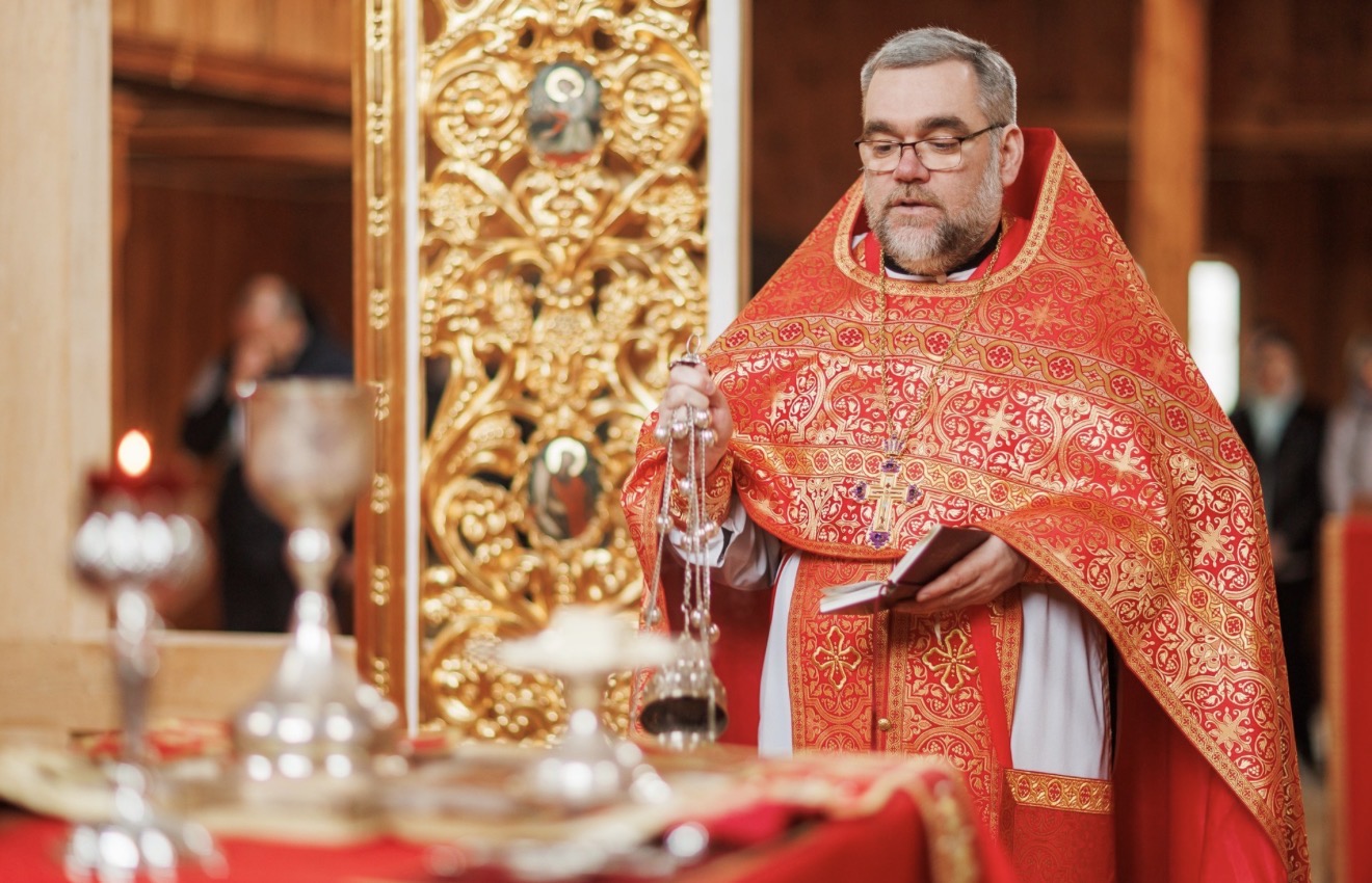 17 апреля 2026 года в пятницу Светлой седмицы на территории Учреждения «Белорусский государственный музей народной архитектуры и быта» была совершена Божественная Литургия.